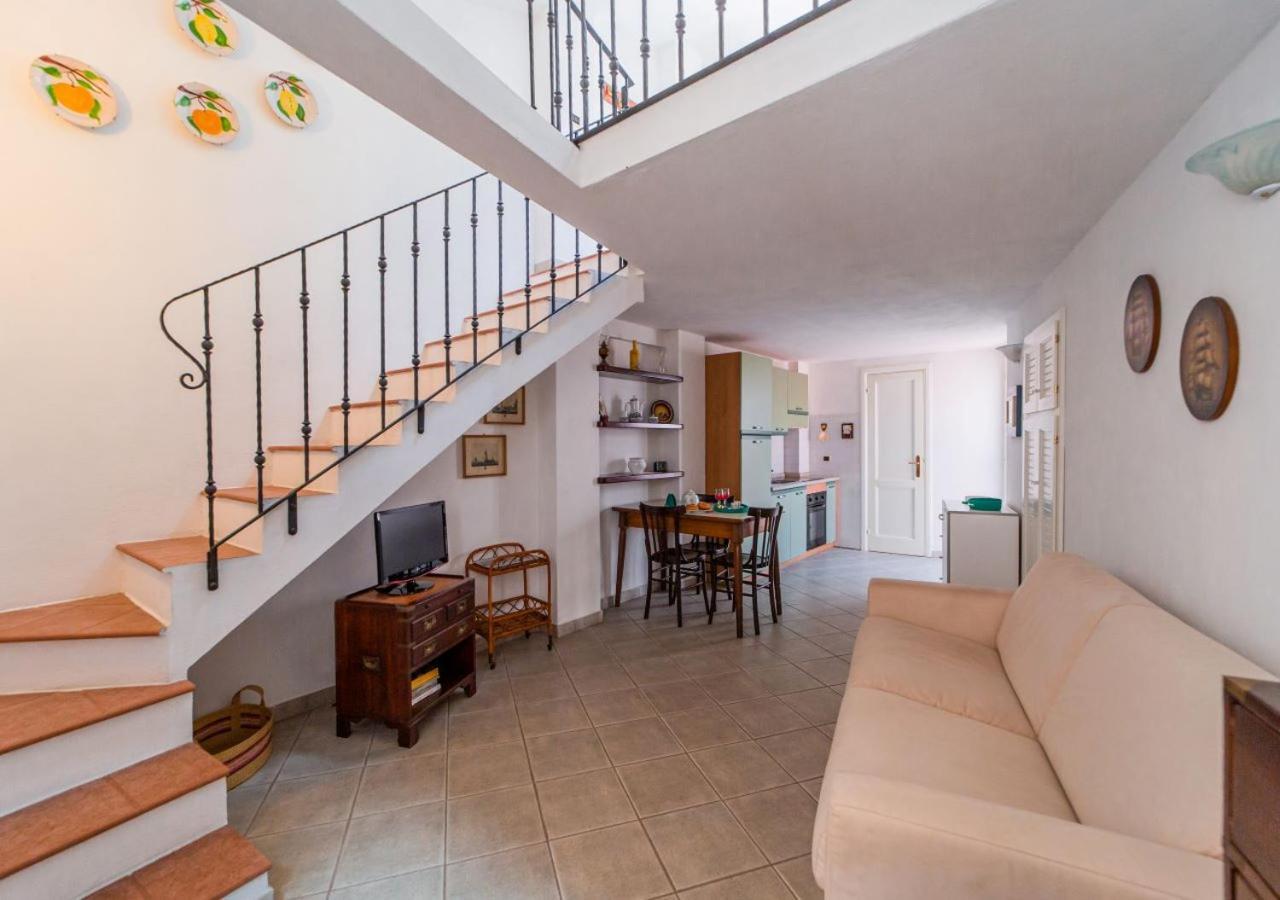 Murphy Holiday Home - Casa Papini Λα Μανταλένα Εξωτερικό φωτογραφία
